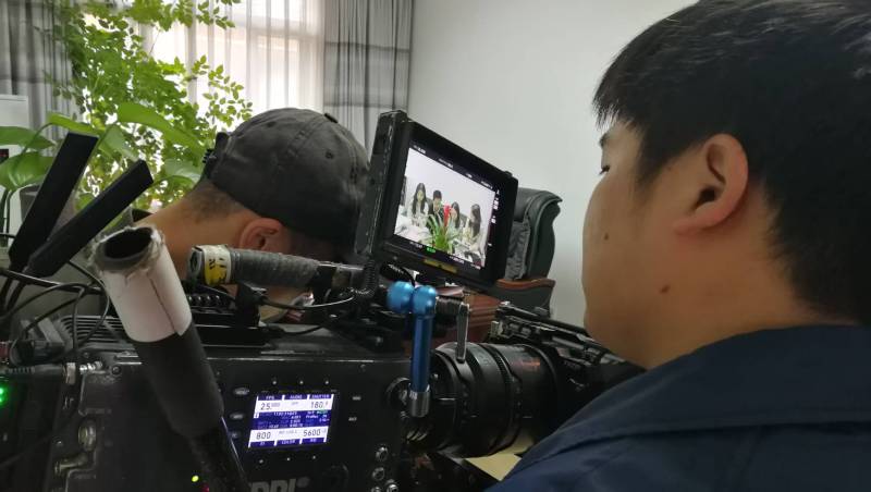 剧本杀式体验：港北区广告片拍摄公司构建沉浸式消费决策路径